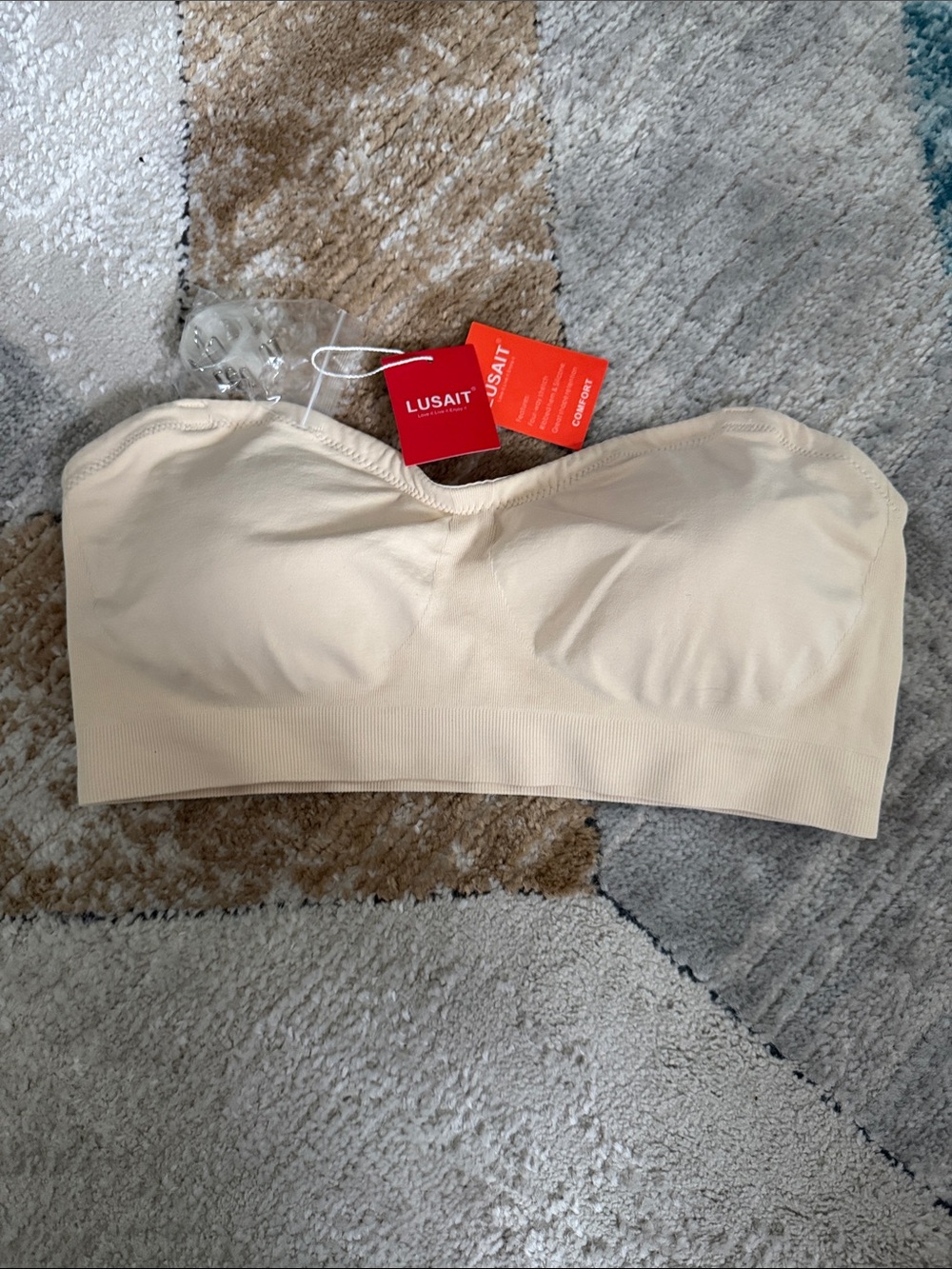 Lusait Nude Strapless Seamless Bandeau Bra